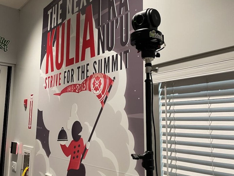 Onolicious Kitchen with Chef Alan Wong Bursting with Flavor Tomatoes